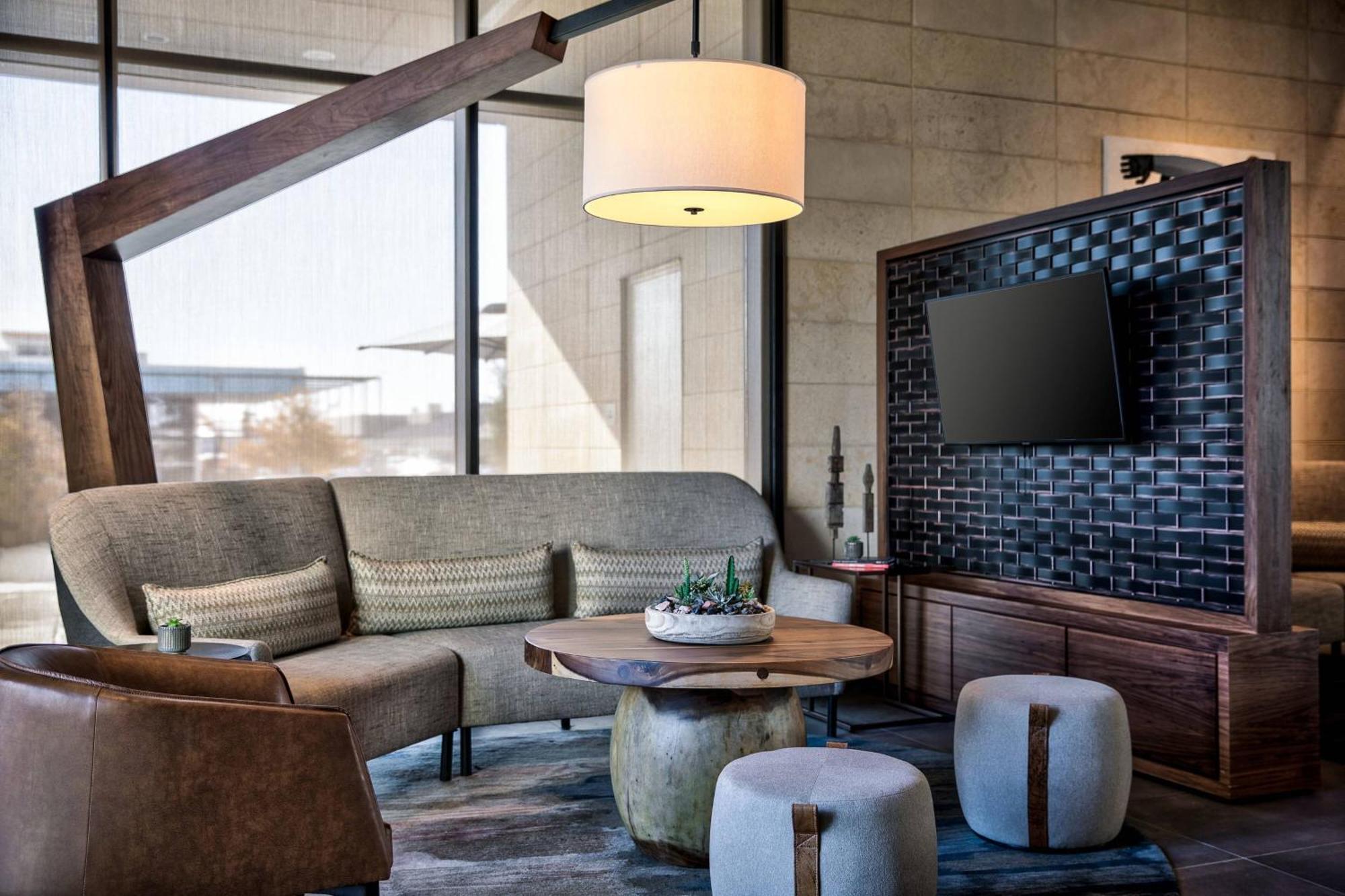 Odessa Marriott Hotel & Conference Center Екстер'єр фото